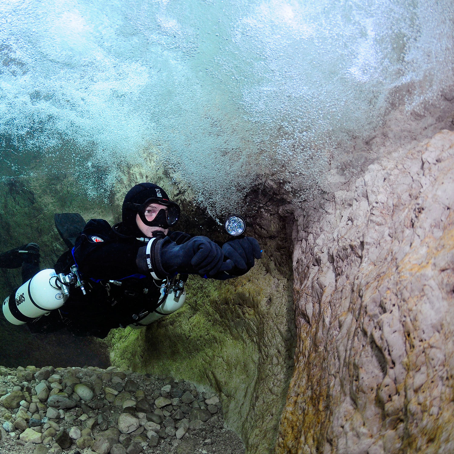 Under Pressure Diveclub Attersee - Tauchen im See